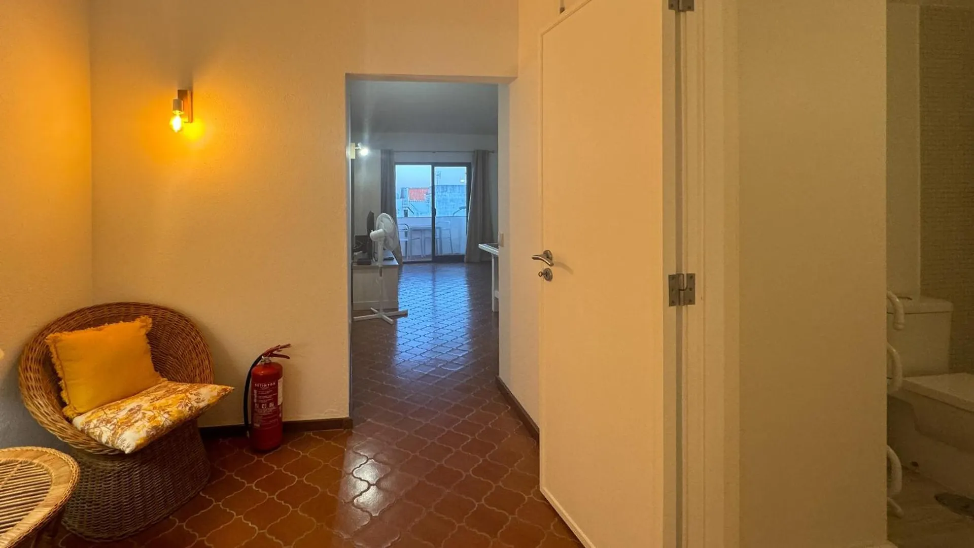 דירה Apartamento T1 Vistamar Centro Historico אלבופיירה