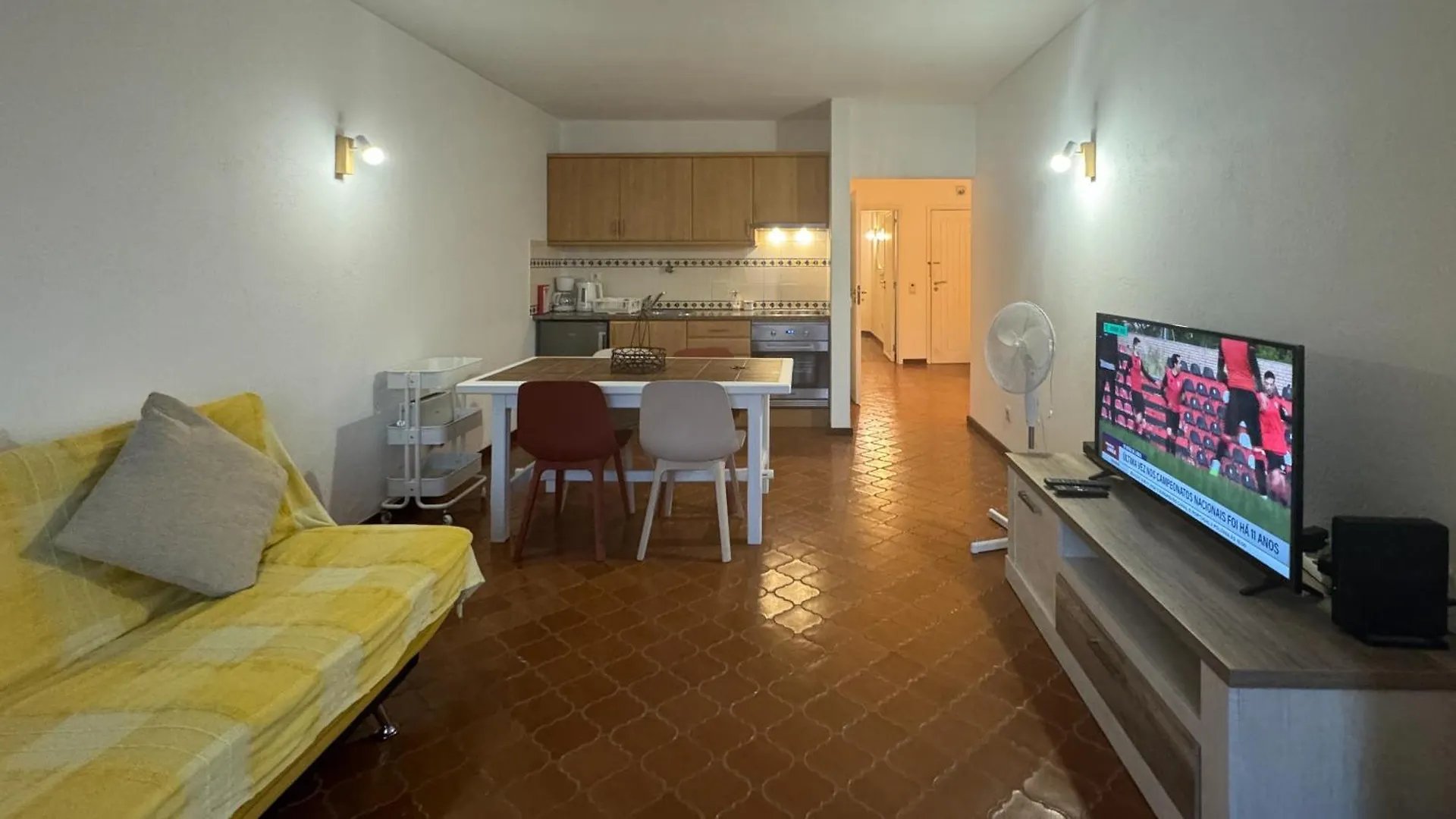 דירה Apartamento T1 Vistamar Centro Historico אלבופיירה