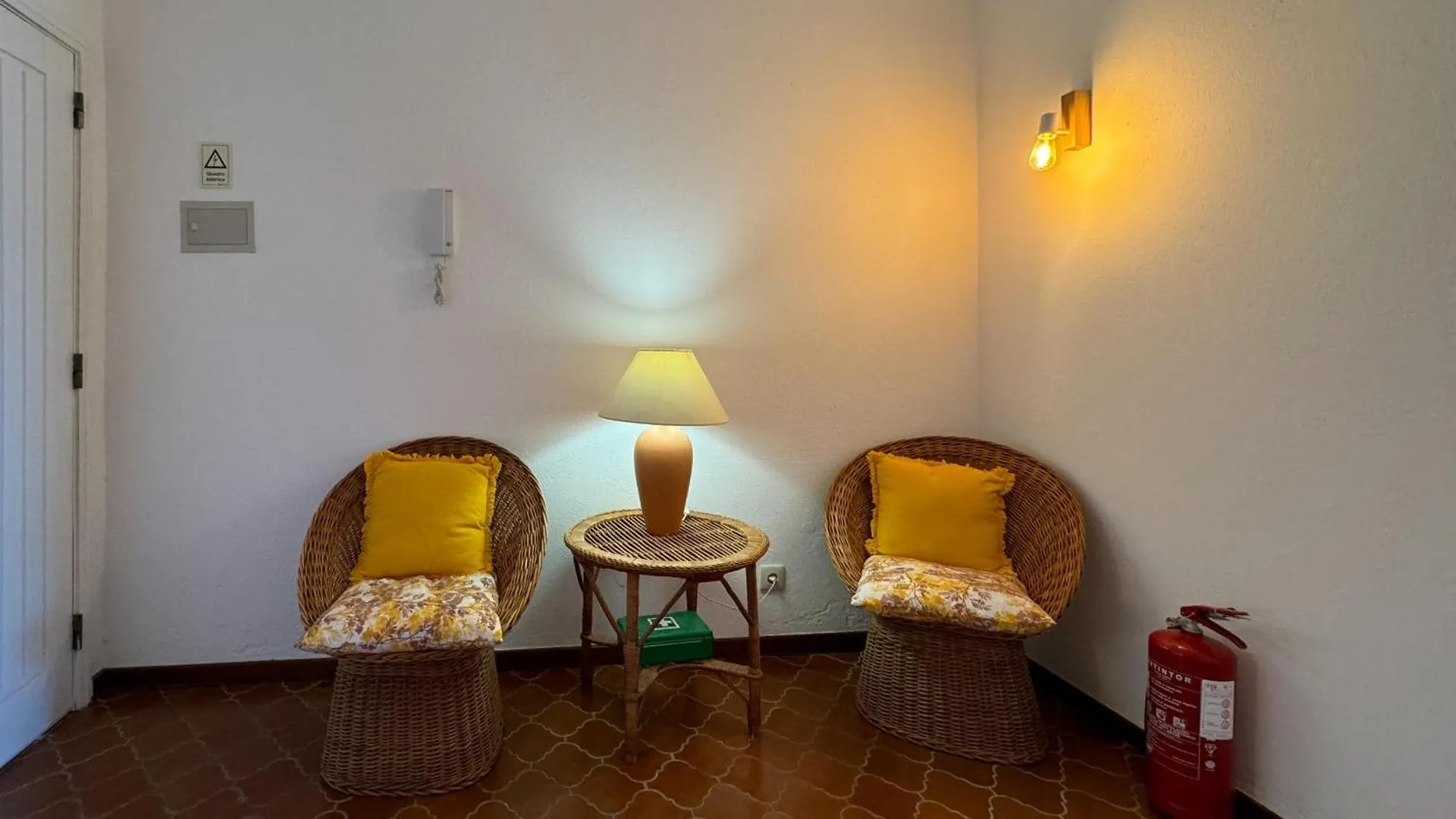 Apartamento T1 Vistamar Centro Historico אלבופיירה